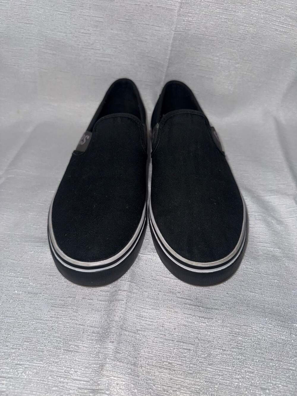 Etnies Avril Slip-On Black Canvas Skate Shoes Women's Size 8.5